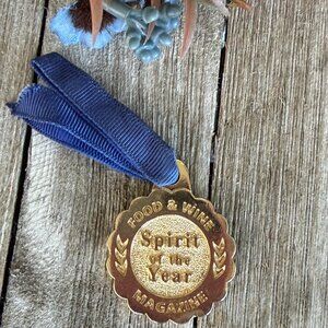 Vintage Knappogue Castle Whiskey Medal – Spirit of the Year Award Pin